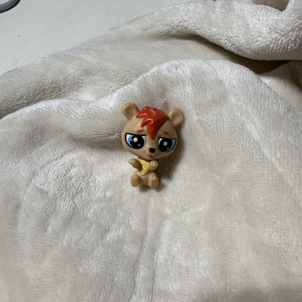 Hasbro Littlest Pet Shop Mini Bear Cub #3791 Tan Orange Hair Blue Eyes Figure